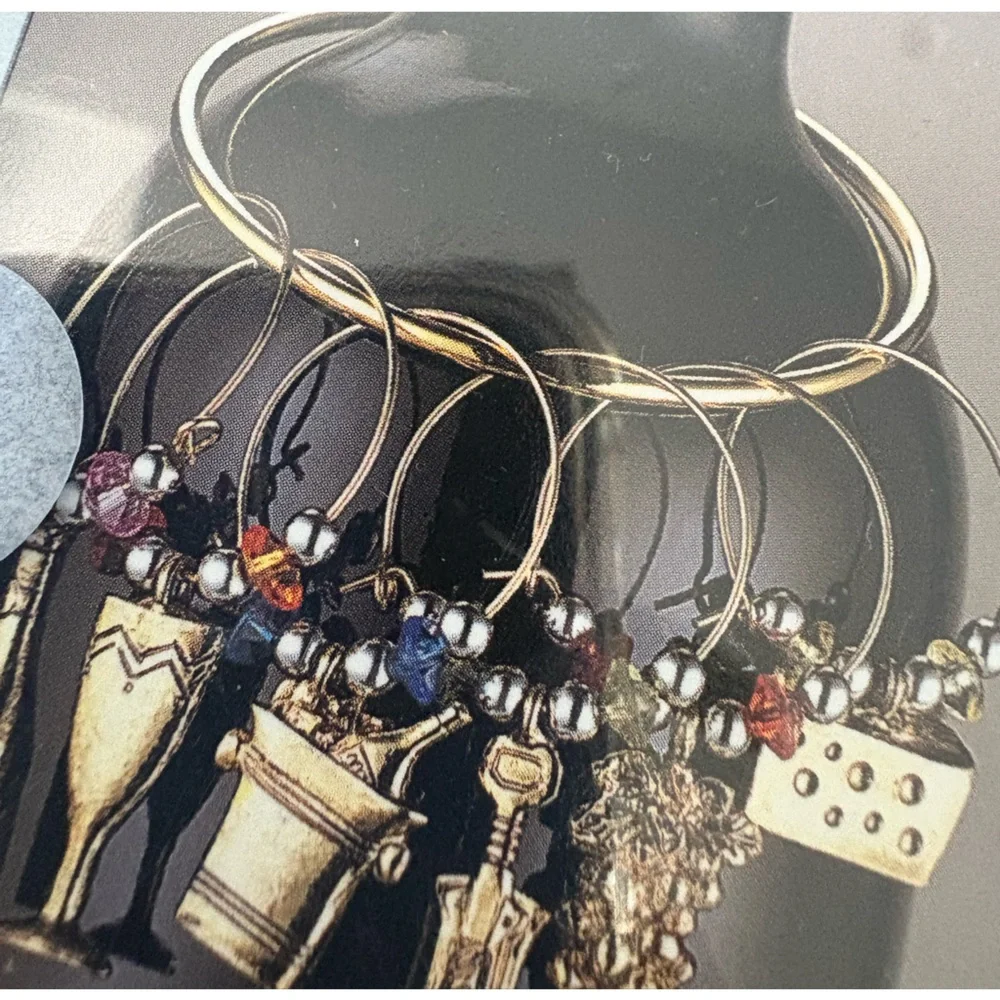 Metalla Wine Glass Charms Set & Beaded Stopper
